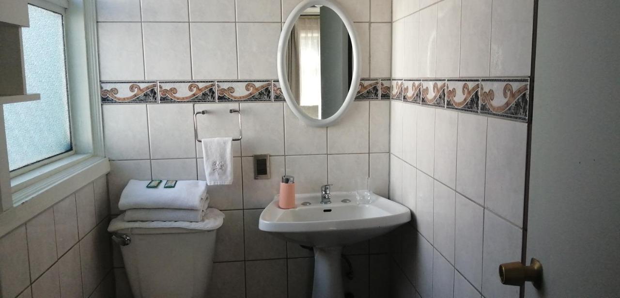 Hostal Mackay Temuco Bagian luar foto